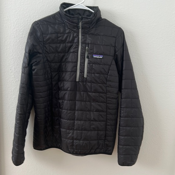 Patagonia Jackets & Blazers - Patagonia nano quarter zip
